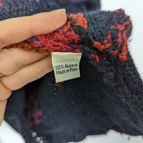 PERUVIAN CONNECTION sz.S 100% Alpaca Floral Chunky Knit Scalloped V Neck Sweater - Picture 10 of 10